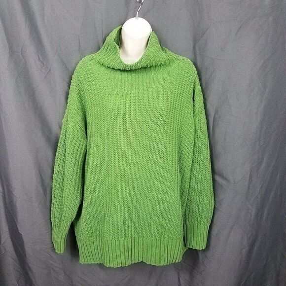 aerie Sweaters - Aerie XS Green Chenille Turtleneck Sweater Fuzzy Cozy Spring Green Sweater XS